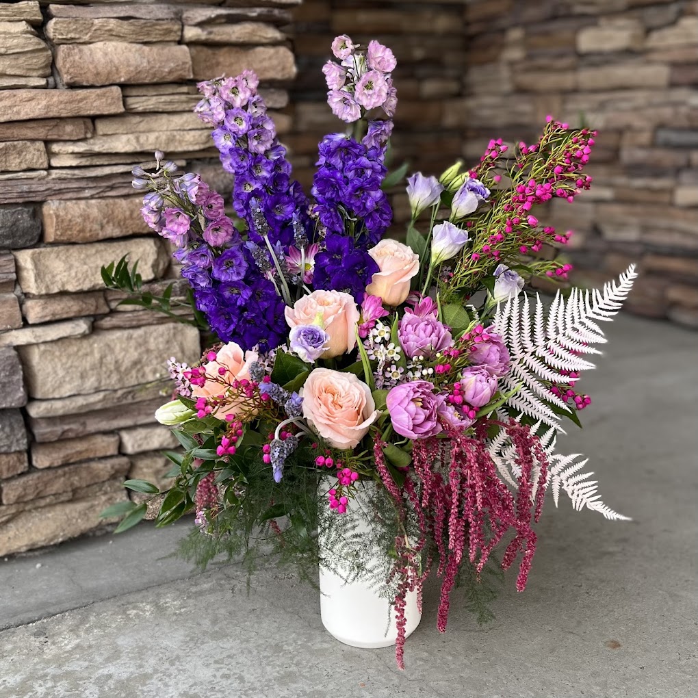 a big bowl of flowe